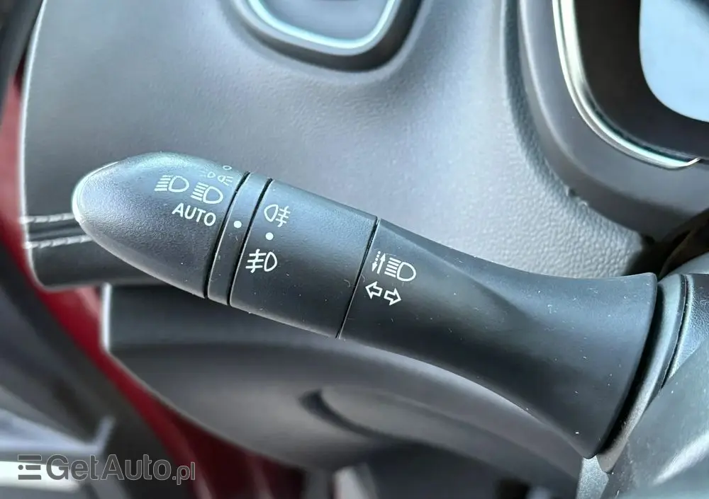 RENAULT Grand Scenic ENERGY TCe 115 S&S Bose Edition