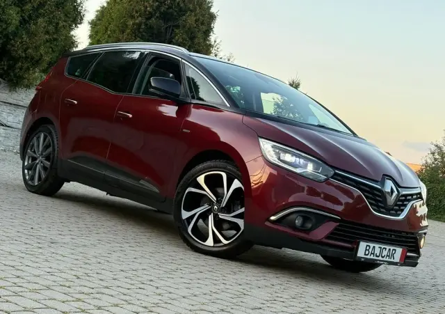 RENAULT Grand Scenic ENERGY TCe 115 S&S Bose Edition