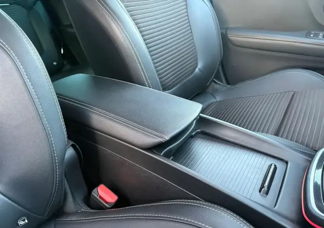 RENAULT Grand Scenic ENERGY TCe 115 S&S Bose Edition