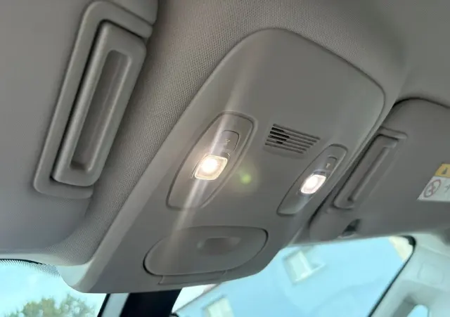 RENAULT Grand Scenic ENERGY TCe 115 S&S Bose Edition