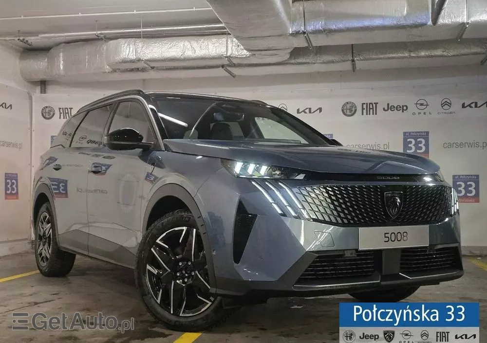 PEUGEOT 5008 
