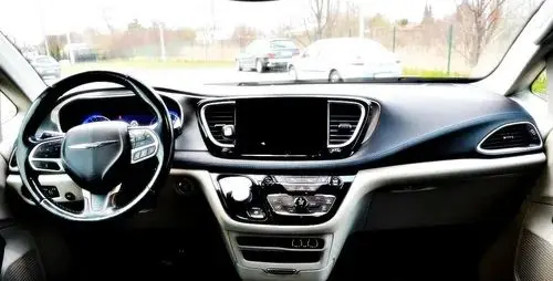 CHRYSLER Pacifica 