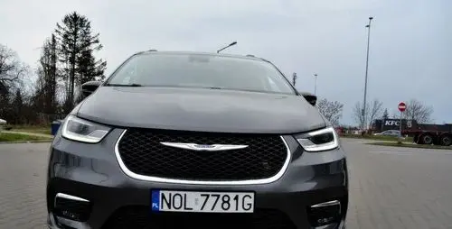 CHRYSLER Pacifica 