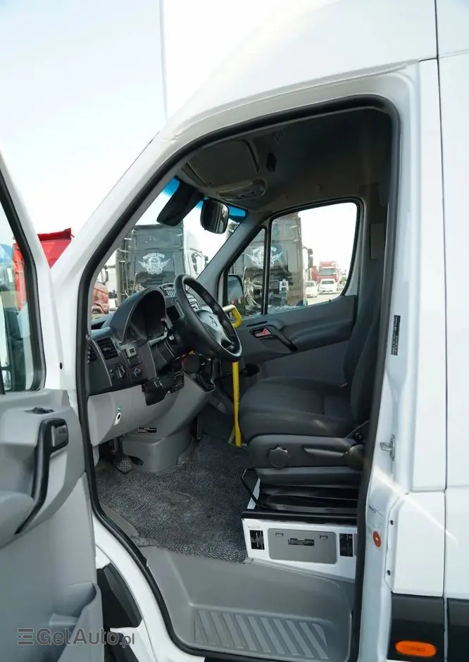 MERCEDES-BENZ SPRINTER 516 / SPROWADZONY / KLIMATYZACJA / 