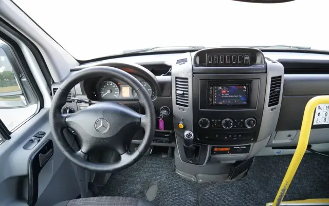 MERCEDES-BENZ SPRINTER 516 / SPROWADZONY / KLIMATYZACJA / 