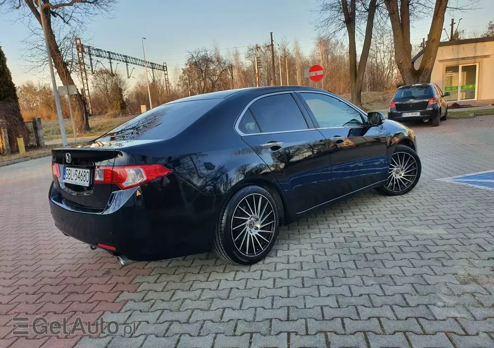 HONDA Accord 2.0 Elegance