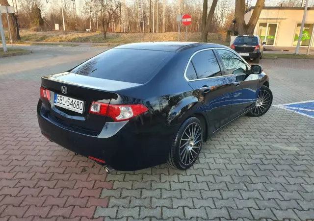 HONDA Accord 2.0 Elegance
