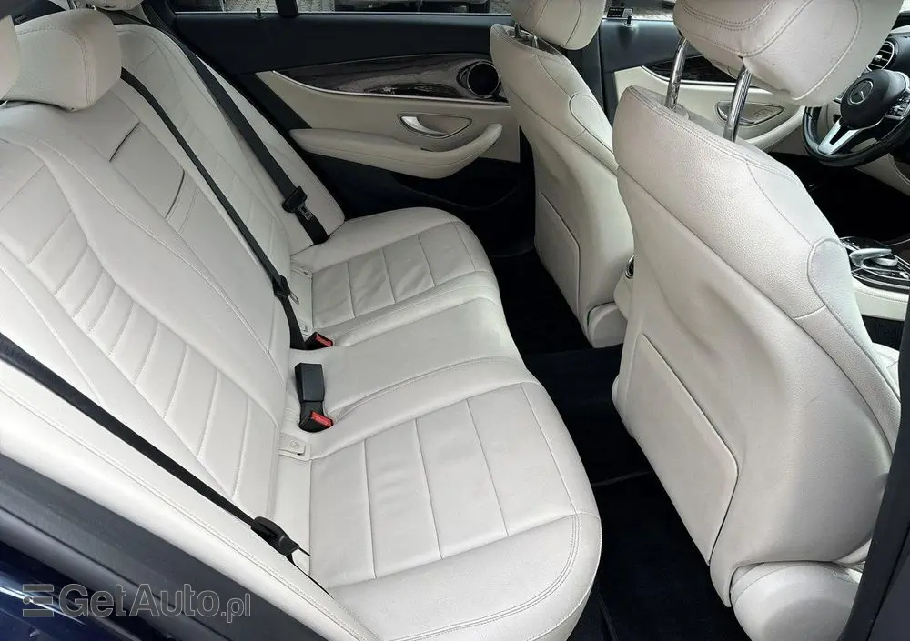 MERCEDES-BENZ Klasa E 200 d Business Edition 9G-TRONIC