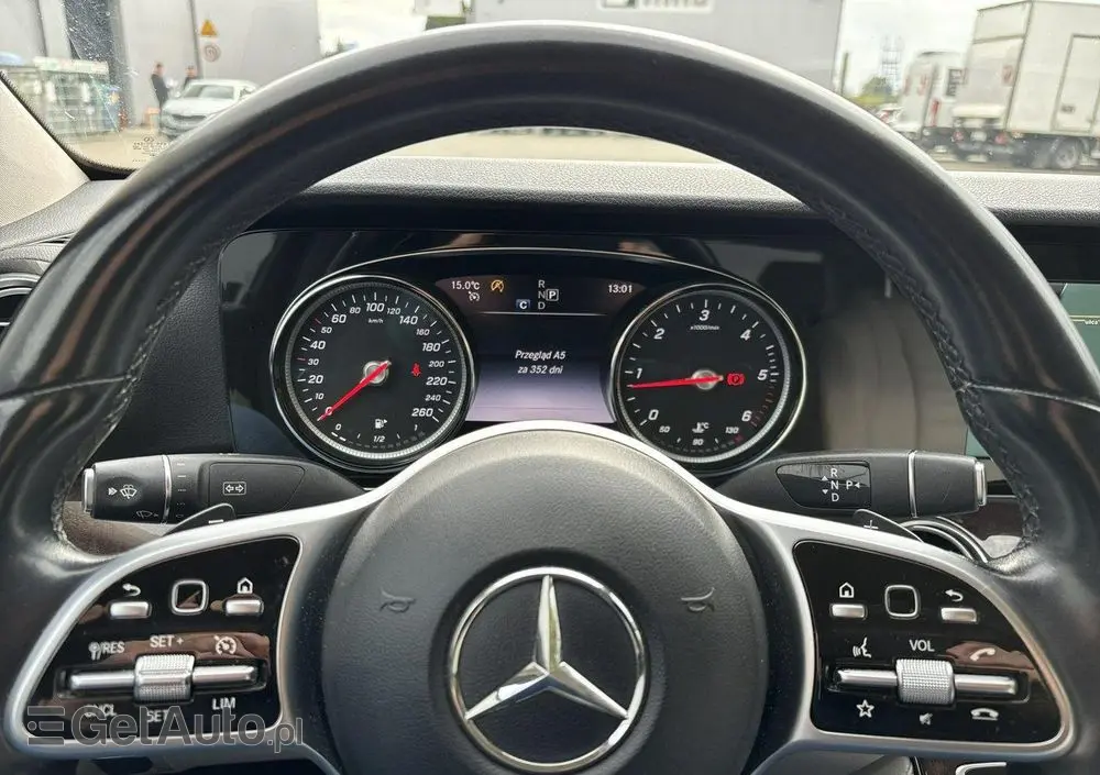 MERCEDES-BENZ Klasa E 200 d Business Edition 9G-TRONIC