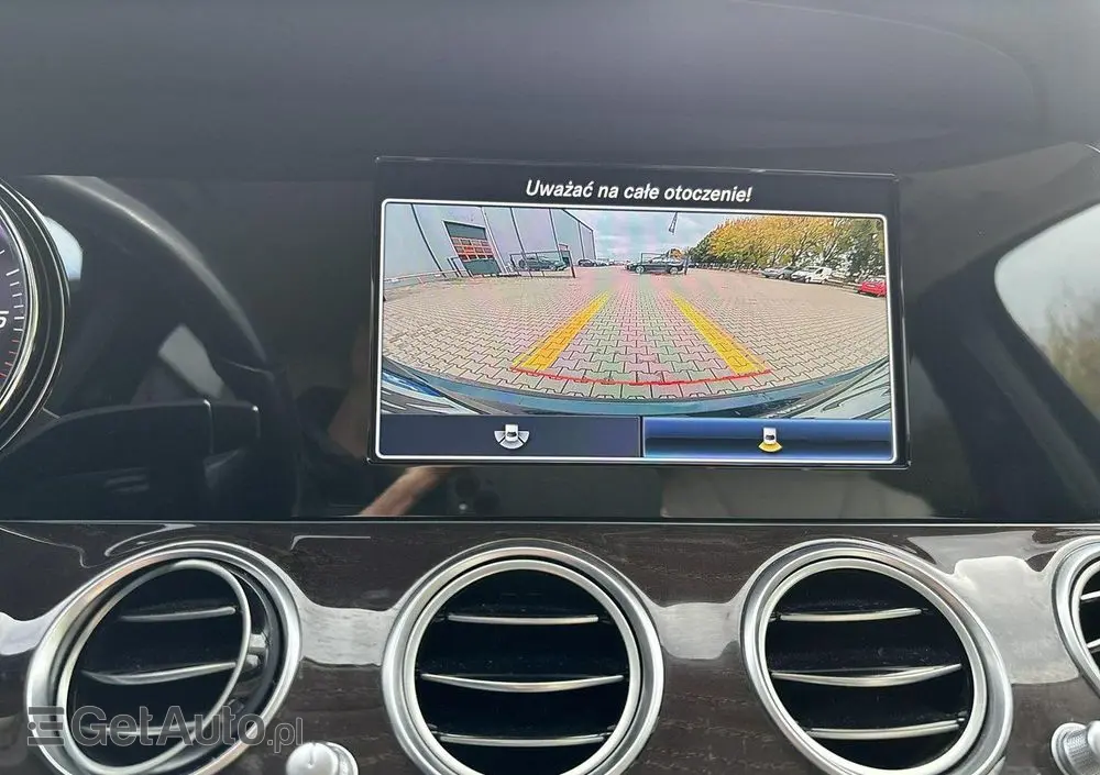 MERCEDES-BENZ Klasa E 200 d Business Edition 9G-TRONIC