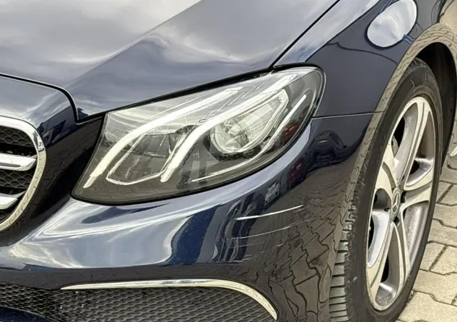 MERCEDES-BENZ Klasa E 200 d Business Edition 9G-TRONIC