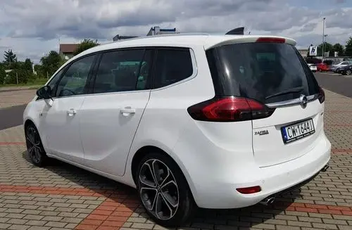OPEL Zafira 