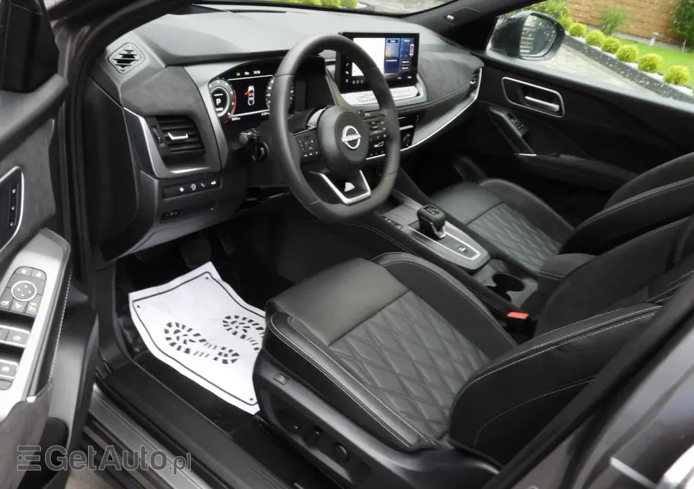 NISSAN Qashqai 1.3 DIG-T MHEV Xtronic Tekna+