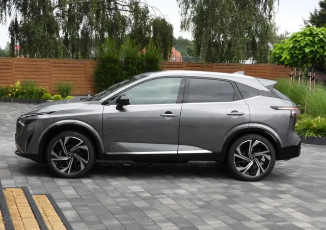 NISSAN Qashqai 1.3 DIG-T MHEV Xtronic Tekna+