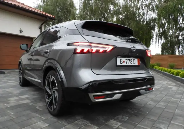 NISSAN Qashqai 1.3 DIG-T MHEV Xtronic Tekna+