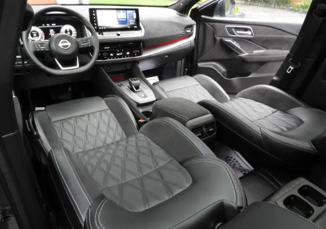 NISSAN Qashqai 1.3 DIG-T MHEV Xtronic Tekna+