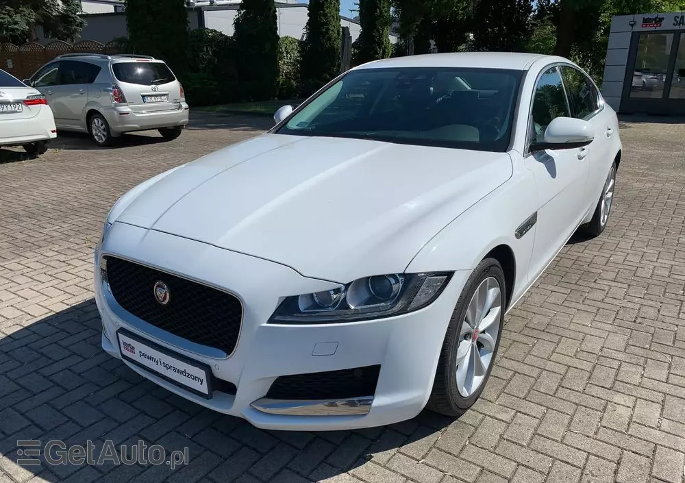 JAGUAR XF 2.0 i4D Prestige