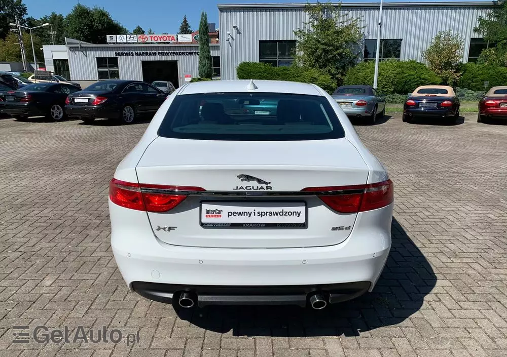 JAGUAR XF 2.0 i4D Prestige
