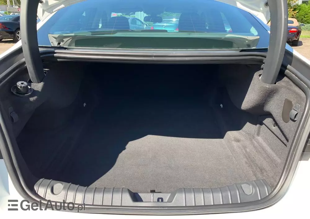 JAGUAR XF 2.0 i4D Prestige