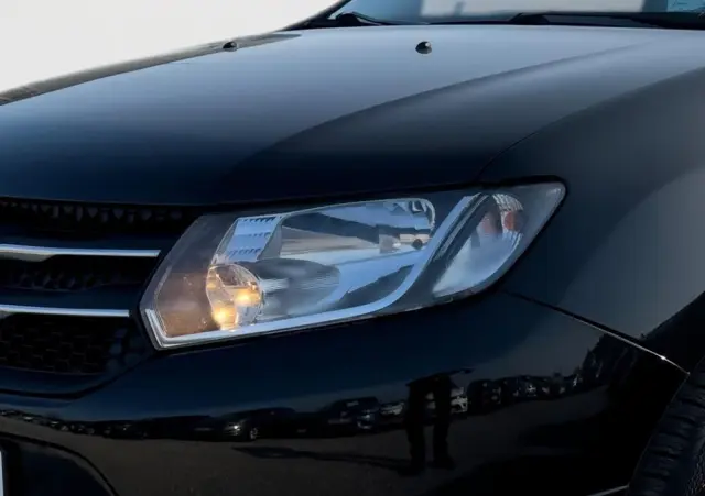 DACIA Sandero 0.9 TCe SL Blackline