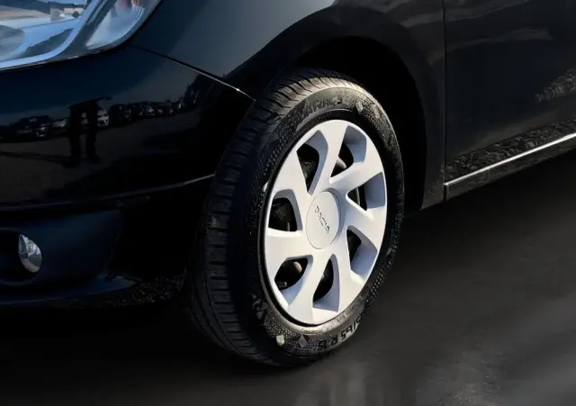 DACIA Sandero 0.9 TCe SL Blackline