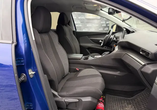 PEUGEOT 3008 1.5 BlueHDi Active S&S EAT8