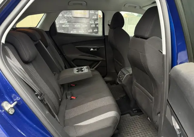 PEUGEOT 3008 1.5 BlueHDi Active S&S EAT8