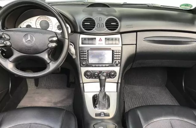 MERCEDES-BENZ CLK 