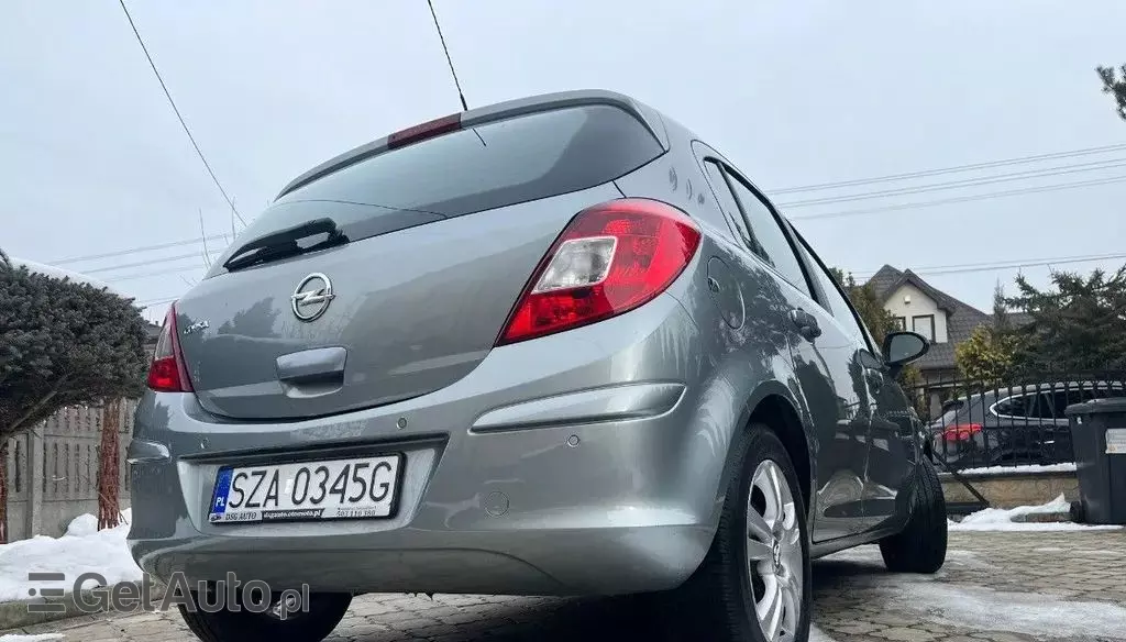 OPEL Corsa 