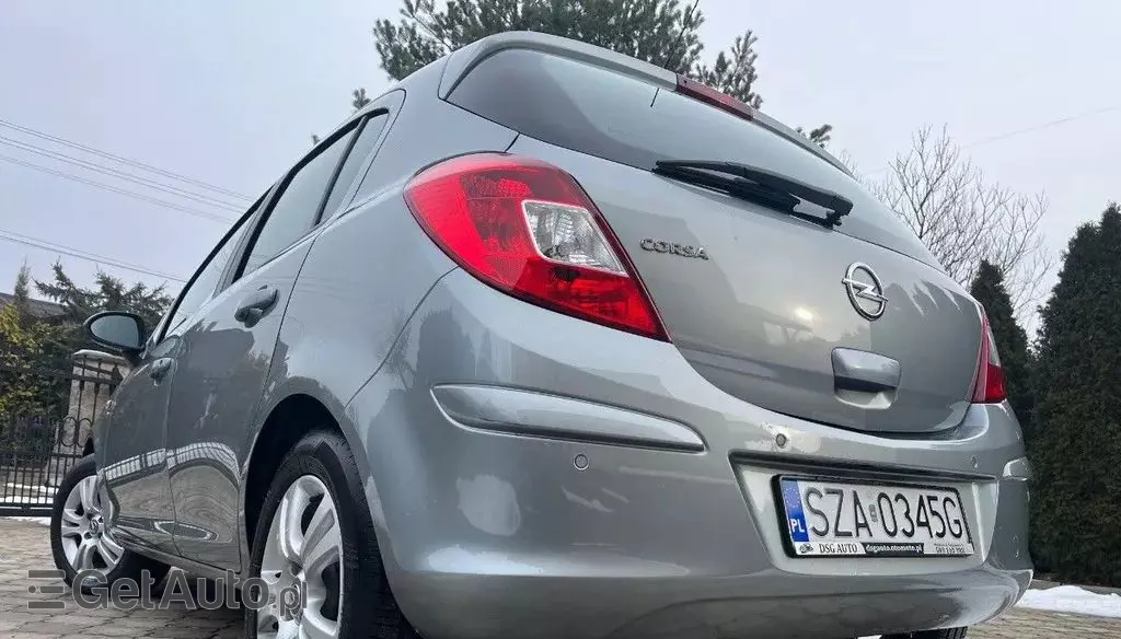 OPEL Corsa 