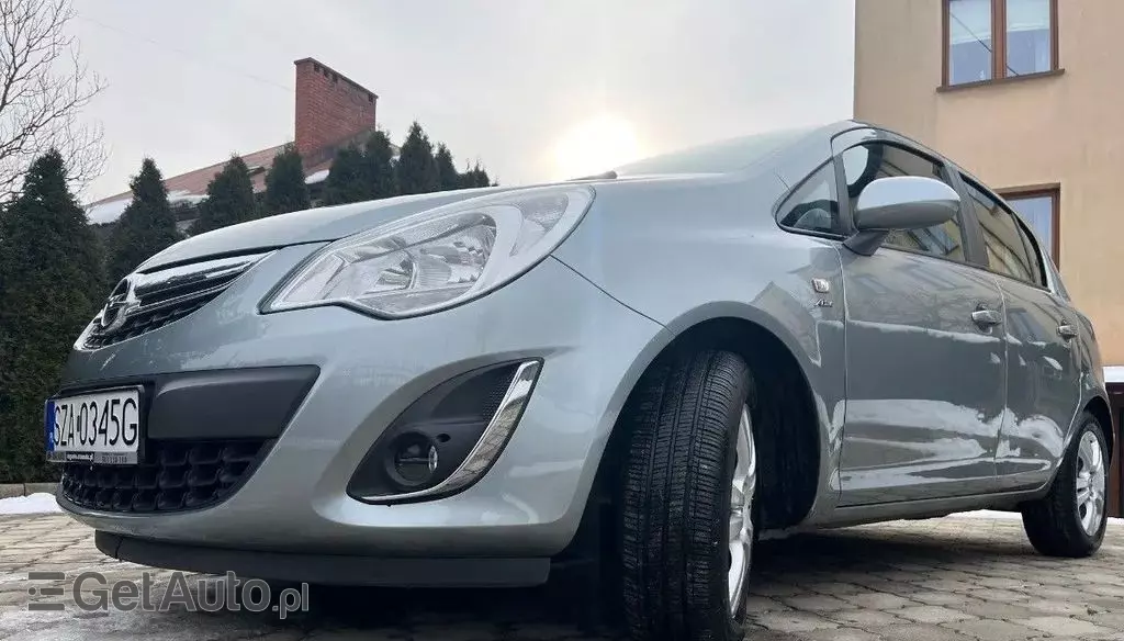 OPEL Corsa 