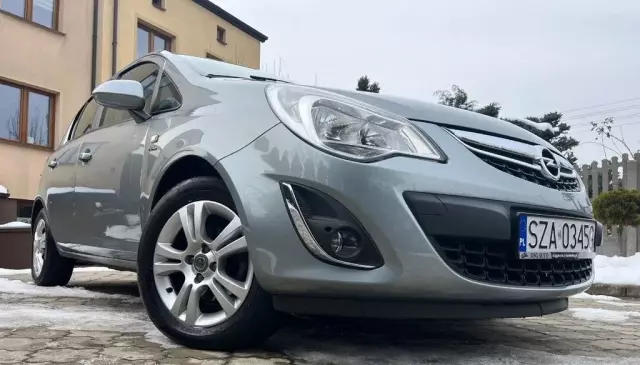 OPEL Corsa 