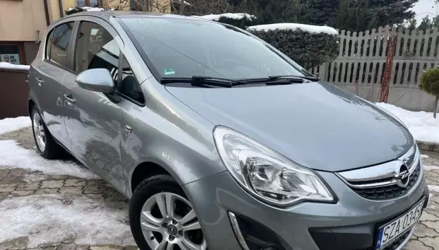 OPEL Corsa 