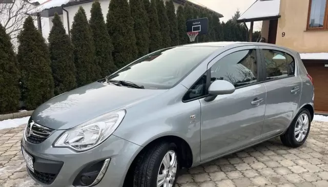OPEL Corsa 