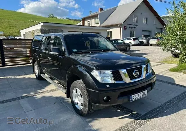 NISSAN Navara 2.5 D R-Black