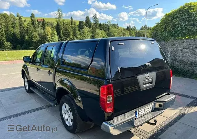 NISSAN Navara 2.5 D R-Black