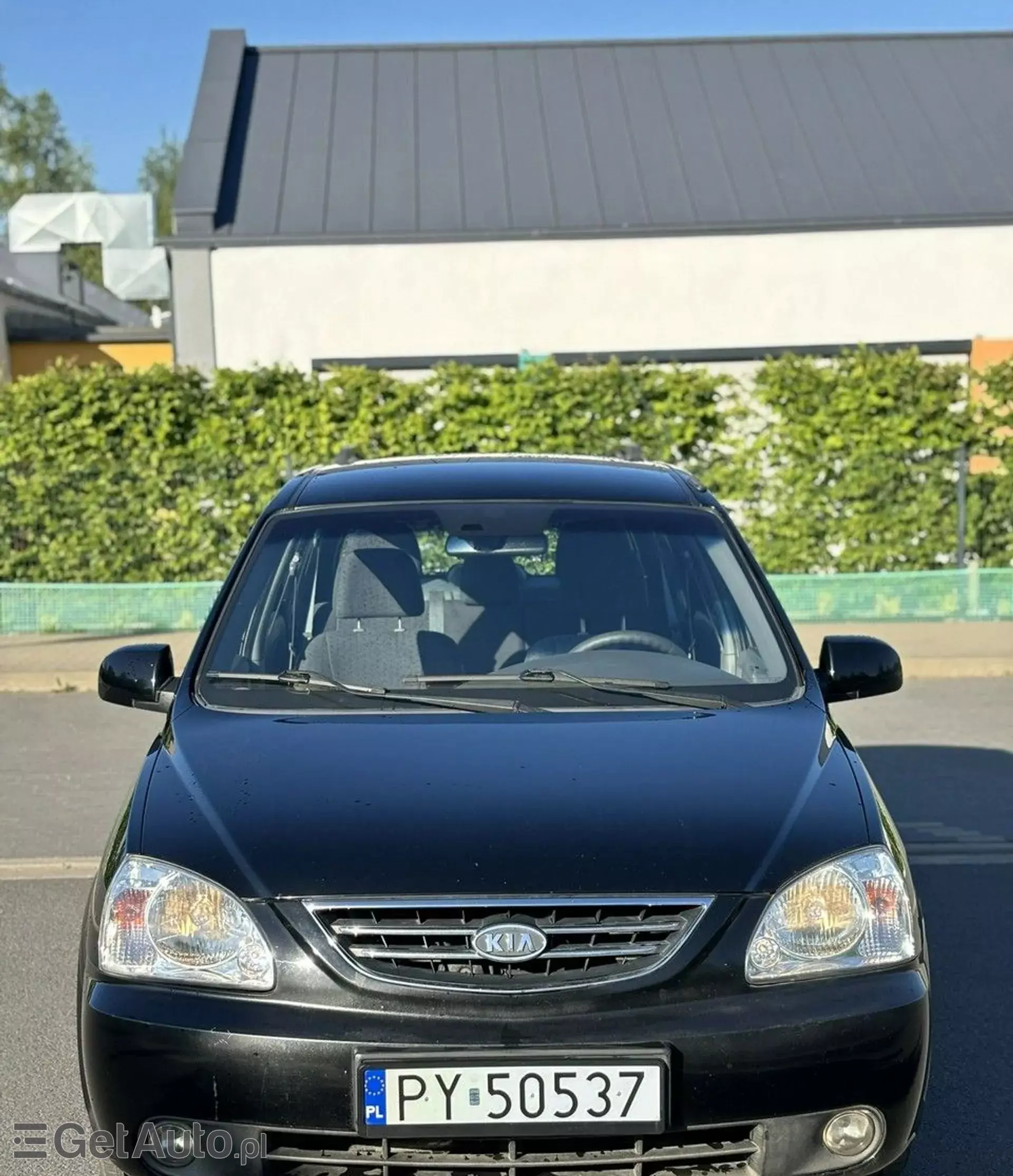 KIA Carens 