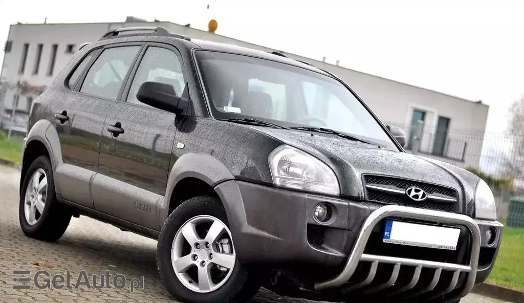 HYUNDAI Tucson 