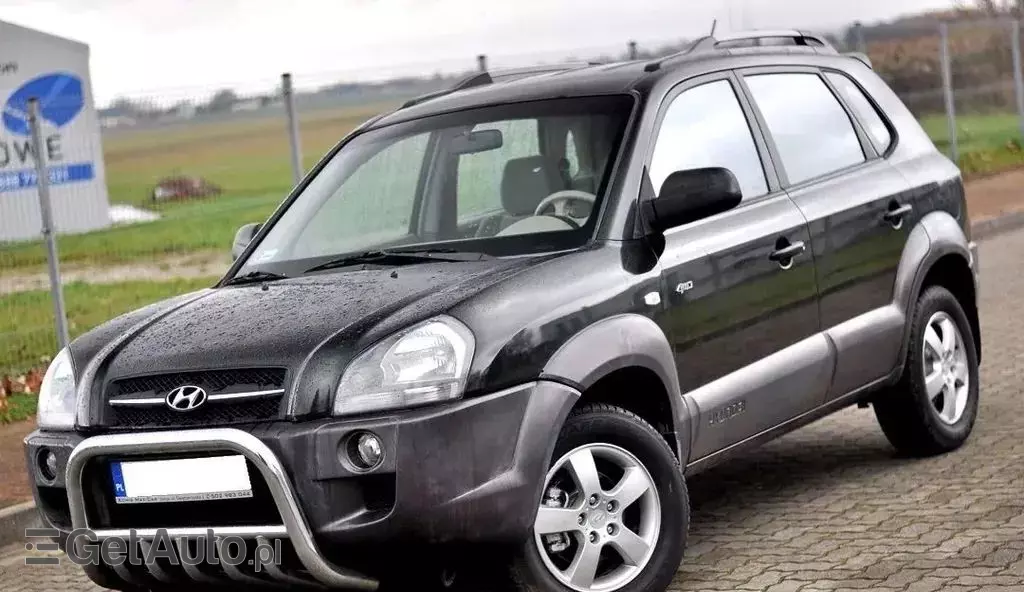 HYUNDAI Tucson 