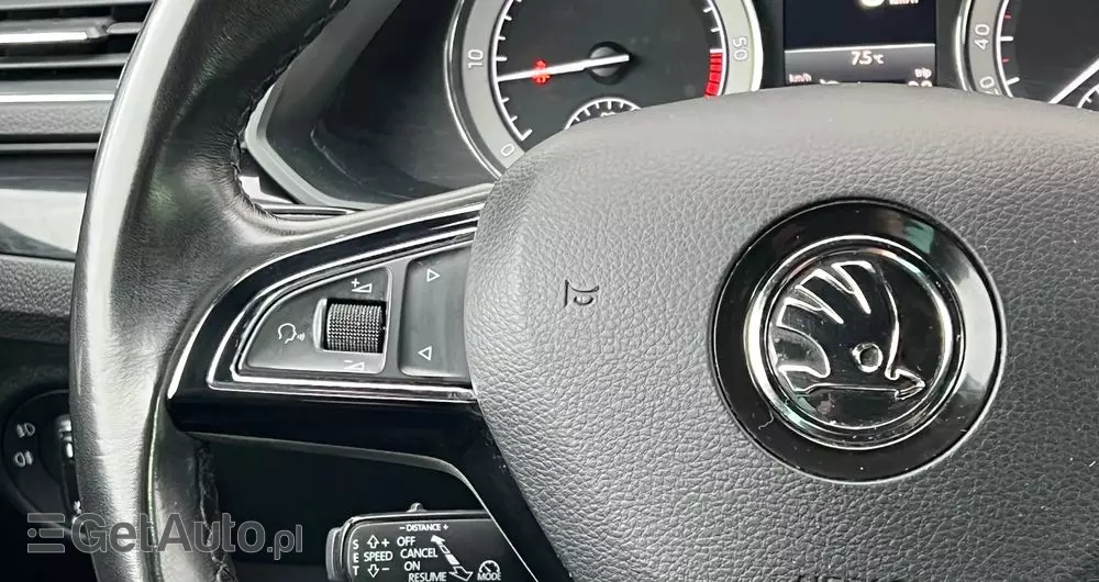 SKODA Superb 2.0 TDI 4x4 L&K DSG