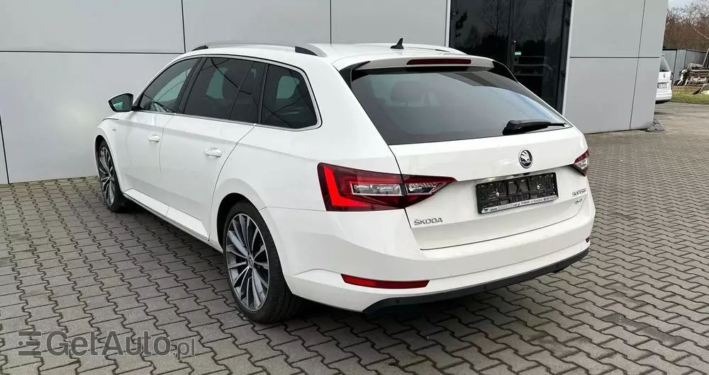 SKODA Superb 2.0 TDI 4x4 L&K DSG