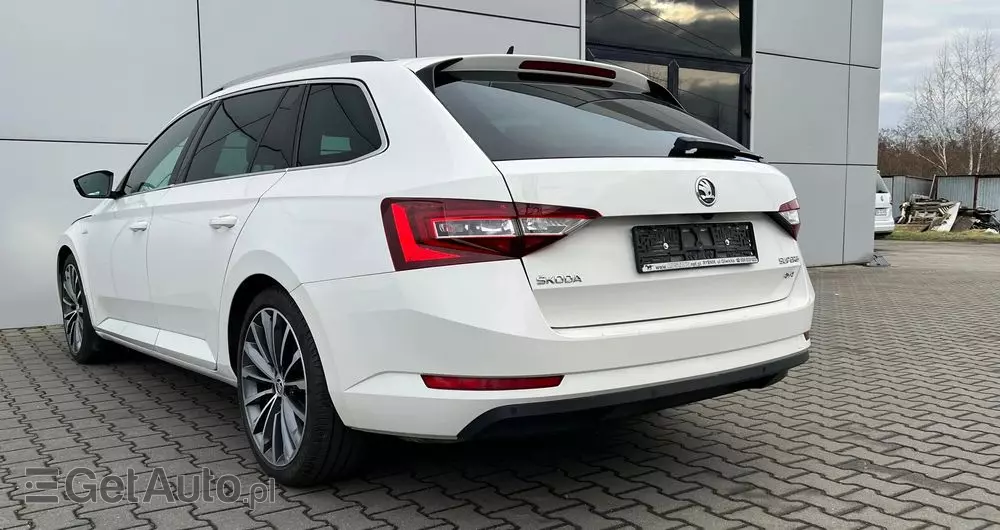 SKODA Superb 2.0 TDI 4x4 L&K DSG