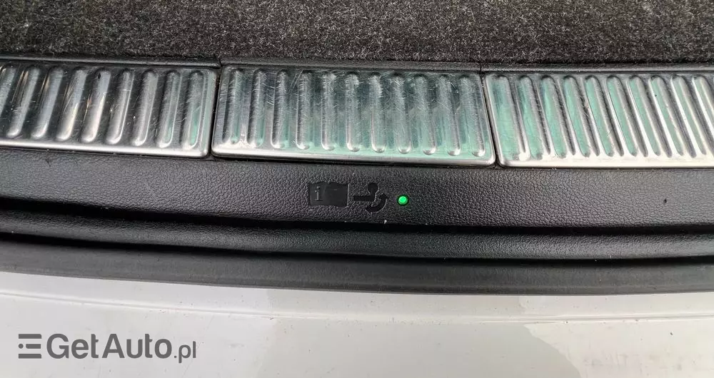 SKODA Superb 2.0 TDI 4x4 L&K DSG