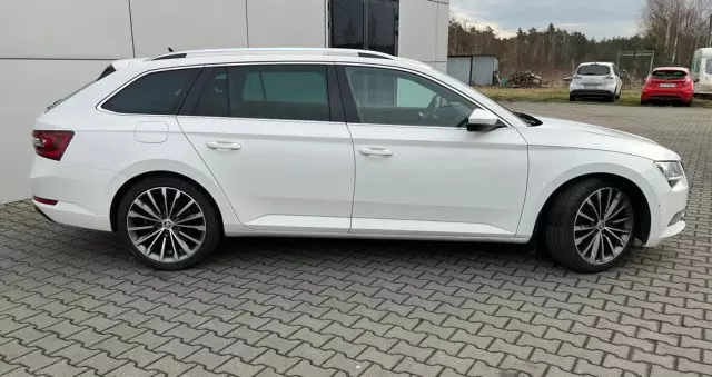 SKODA Superb 2.0 TDI 4x4 L&K DSG