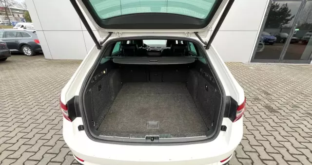 SKODA Superb 2.0 TDI 4x4 L&K DSG