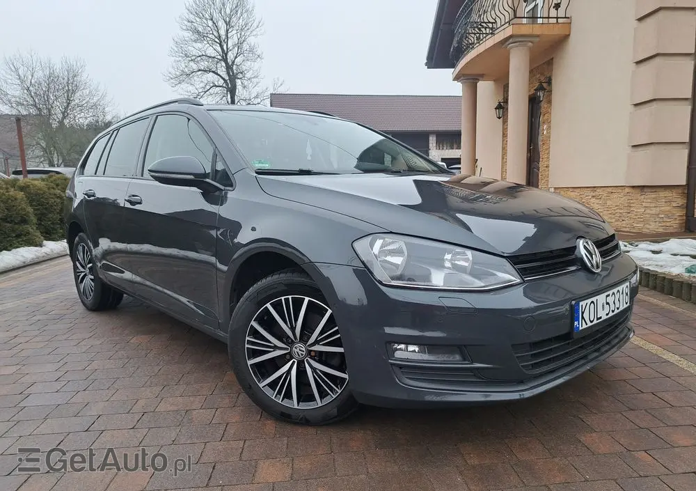 VOLKSWAGEN Golf 2.0 TDI DSG Sound