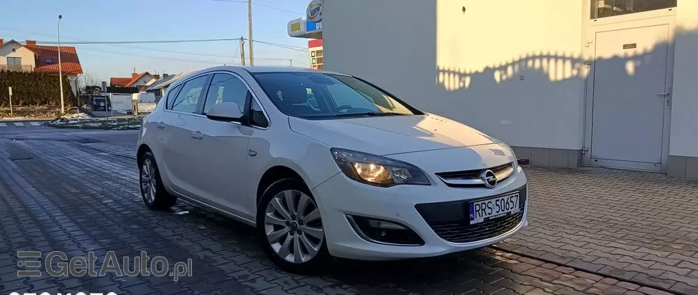 OPEL Astra 1.4 Turbo Cosmo