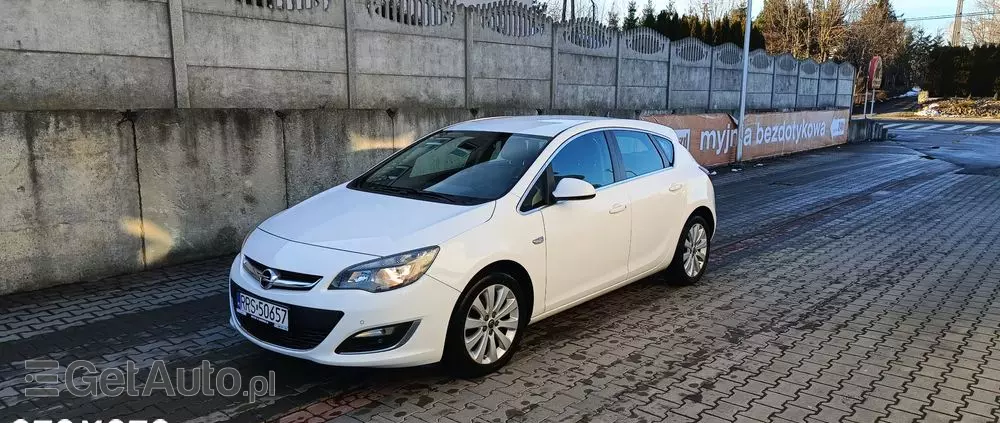 OPEL Astra 1.4 Turbo Cosmo