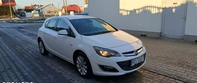 OPEL Astra 1.4 Turbo Cosmo