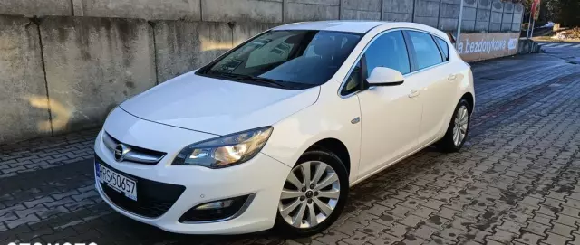 OPEL Astra 1.4 Turbo Cosmo
